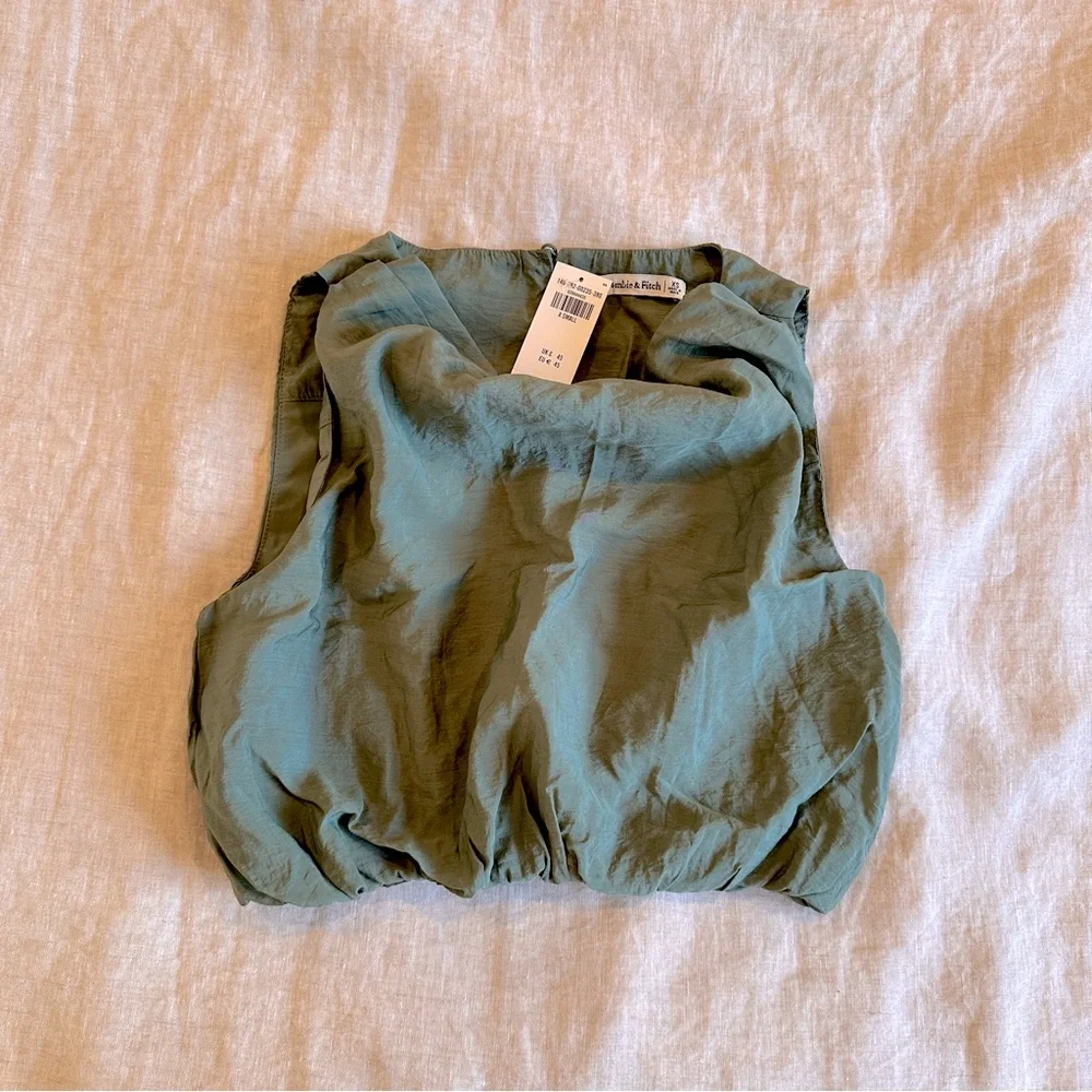 Abercrombie Top - Picture 1 of 10